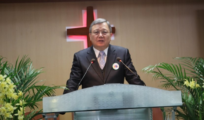 ♥ 생명수를 먹이시는 박찬영 목사님!!!